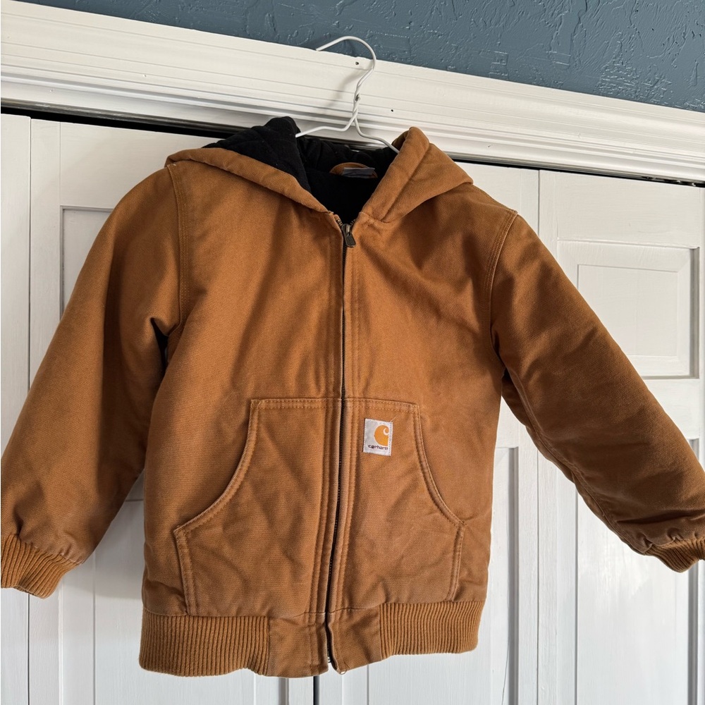 Kids Carhartt coat, size S 7-8